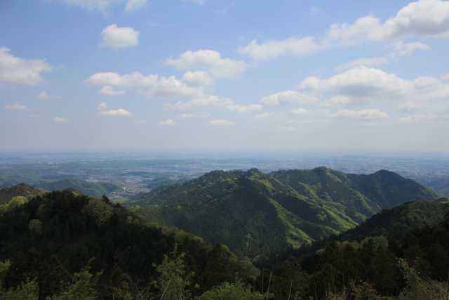 景信山山頂から